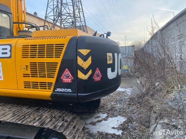 Гусеничный экскаватор JCB JS 205 LC, 2018