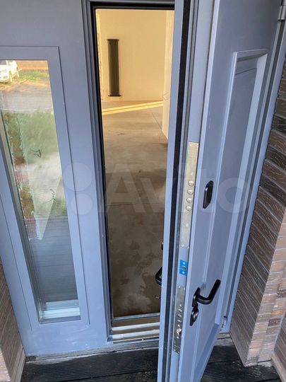 Коттедж 163 м² на участке 8 сот.