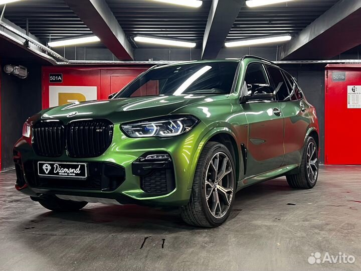 Оклейка автомобилей полиуретановой бронепленкой