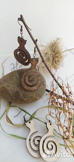 Летние серьги деревянные стильные