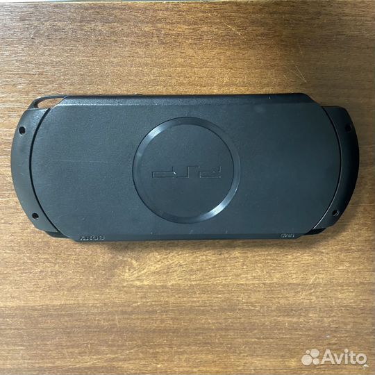 Sony psp e 1008