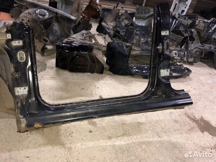 Порог передний левый Skoda Octavia tour AKL