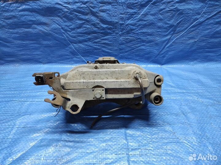 Суппорт тормозной передний правый Audi A6 C5 Allro