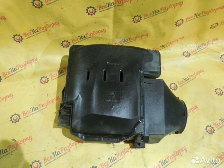Корпус воздушного фильтра Renault Megane 2 хетчбек