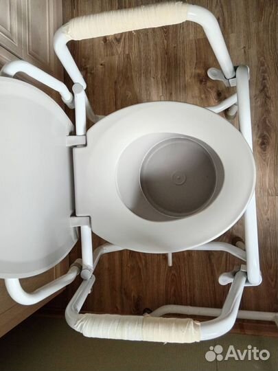 Санитарный стул туалет
