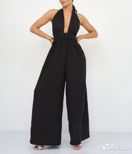 Комбинезон с открытой спиной