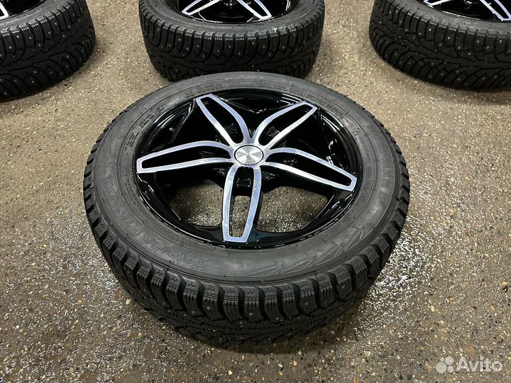 Комплект Nordman шипованные 205 55 16 новые