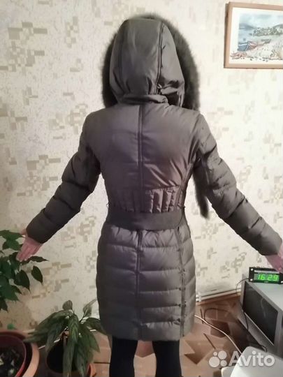 Пуховик женский