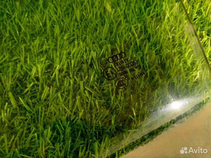 Стекло переднее левое Audi A6 C6 4F2 caja 2010