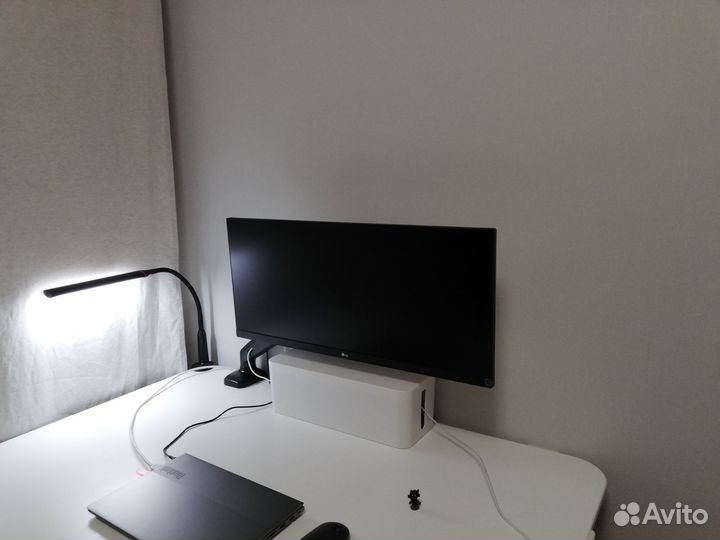 Монитор LG