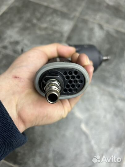 Пневмогайковерт helas 1350Nm