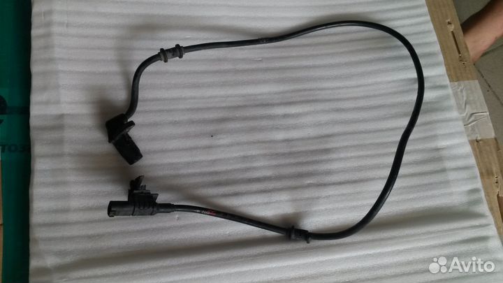 Датчик ABS Мерседес A1635421918