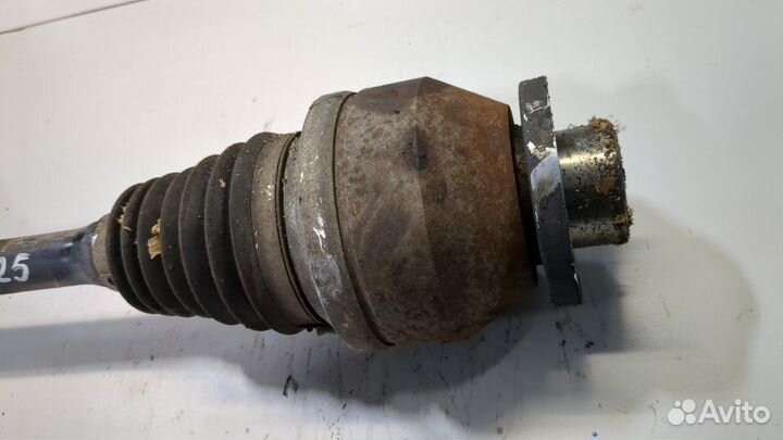 Полуось правая передняя Volkswagen Transporter 5