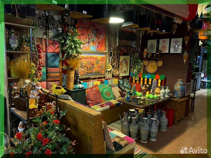 Свет и декор для кафе