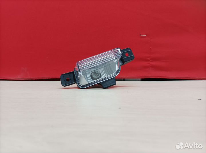 Фонарь заднего хода Volkswagen Tiguan 1 2007-2016