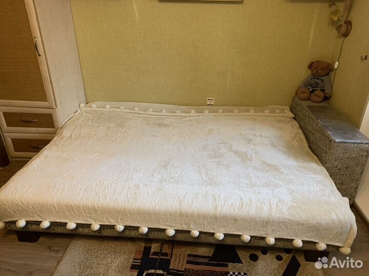 Покрывало-плед 200 см на 210см - новое