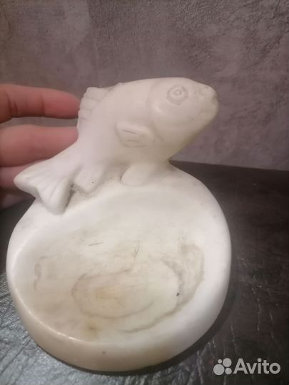 Статуэтка из мрамора