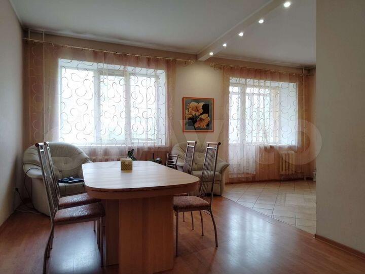 Комната 18 м² в 3-к., 3/9 эт.