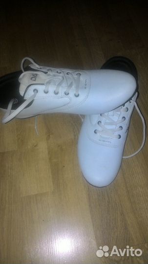 Кроссовки 42 размер