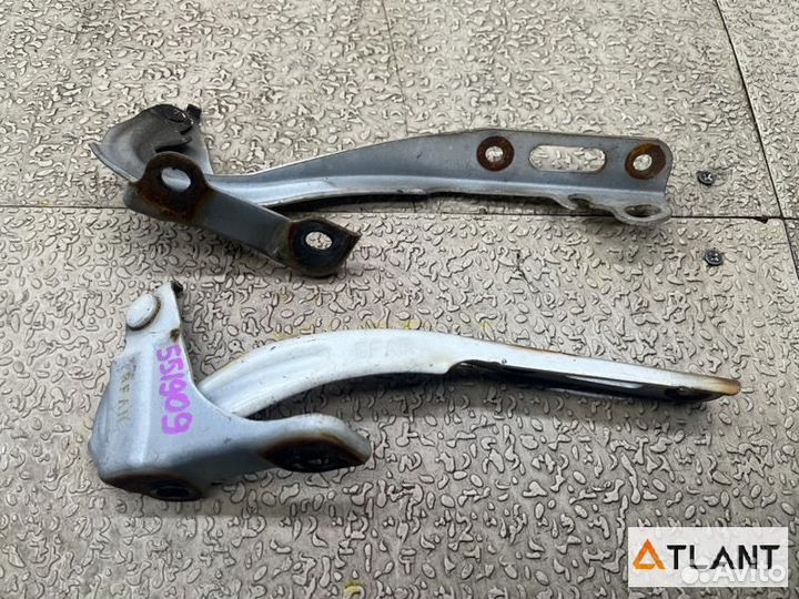 Петля капота honda life