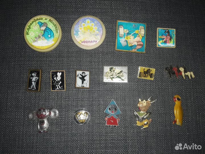 СССР значки мультяшки голографические винтаж