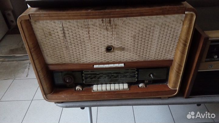 Радиола, радиоприемник ламповый