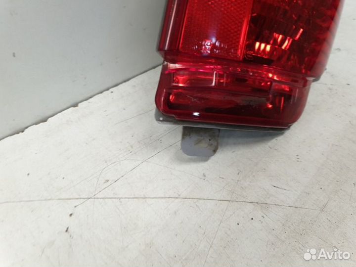 Фонарь противотуманный задний правый Toyota Land