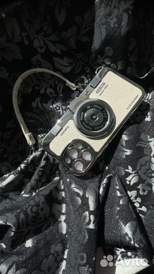 Чехол на телефон