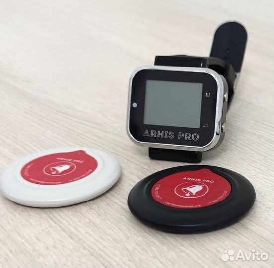 Комплект кнопка вызова официанта в ассортим и часы