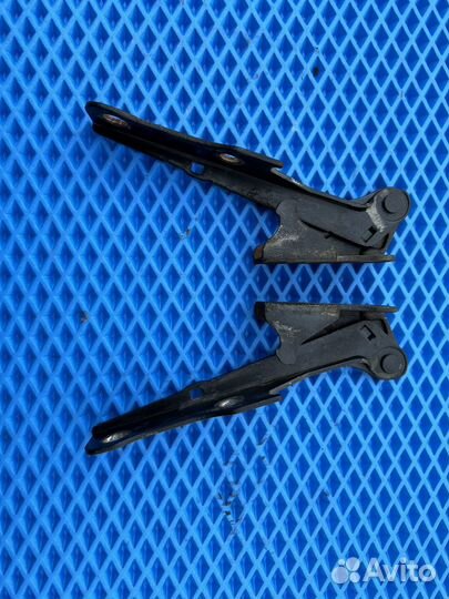 Петли капота Hyundai Accent