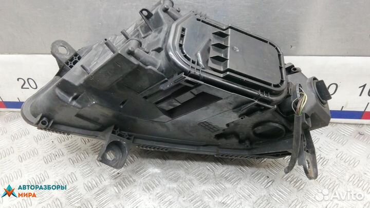 Фара правая Audi A6 4F/C6 2006