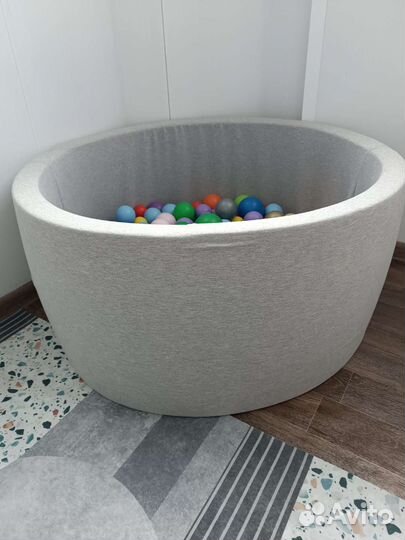 Сухой бассейн с шариками бу большой