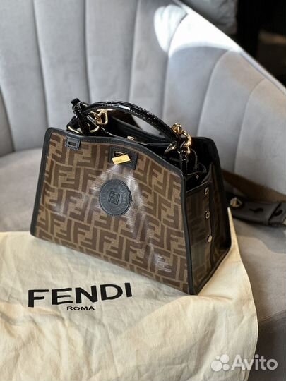 Сумка fendi peekaboo