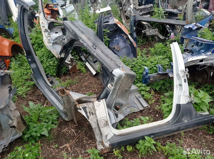 Порог renault logan 1