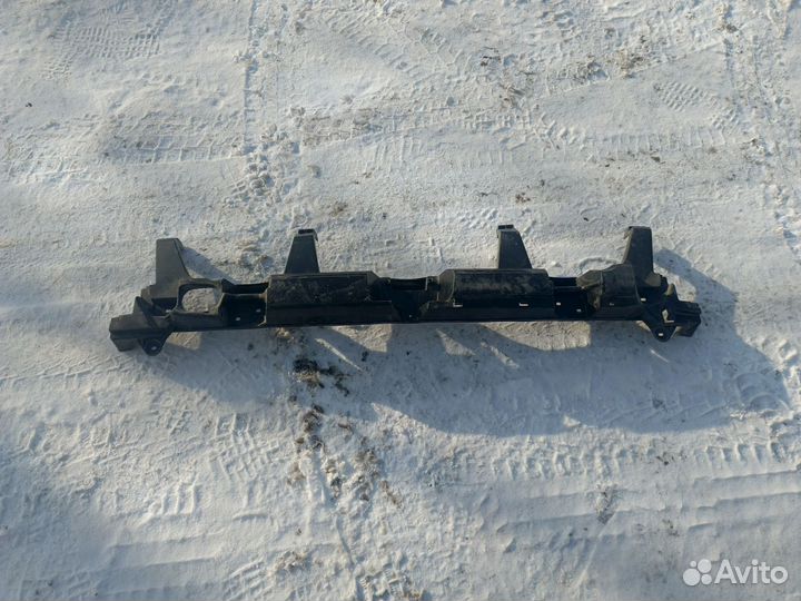 Усилитель заднего бампера рено дастер 2. 2021 год