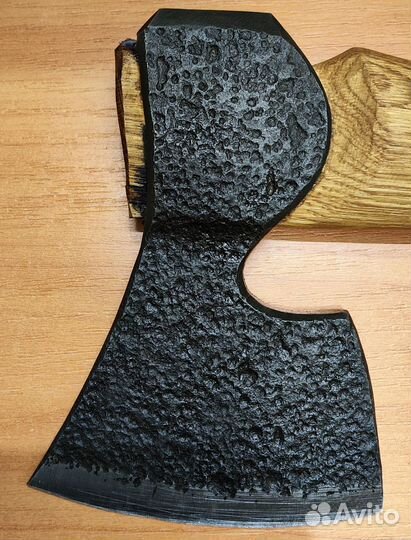 Топор для карвинга