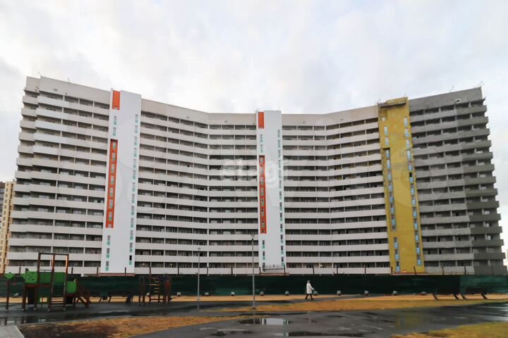 2-к. квартира, 53,3 м², 1/15 эт.