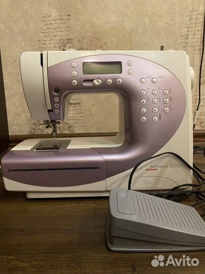 Швейная машина Bernina Bernette 2092c