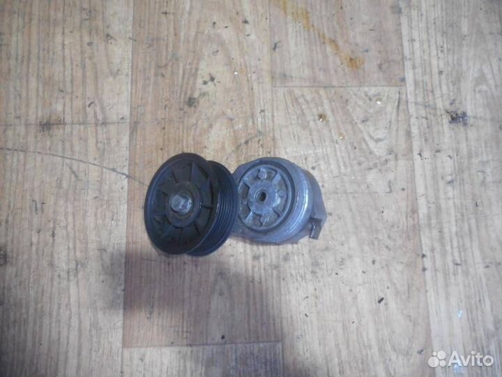 Натяжитель ремня Land Rover Range Rover II 1994-2