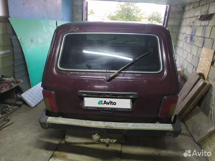 LADA 4x4 (Нива) 1.7 МТ, 2009, 180 000 км