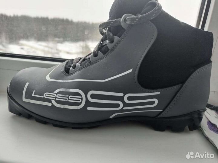 Лыжные ботинки классические