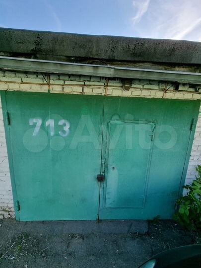 Гараж, > 30 м²