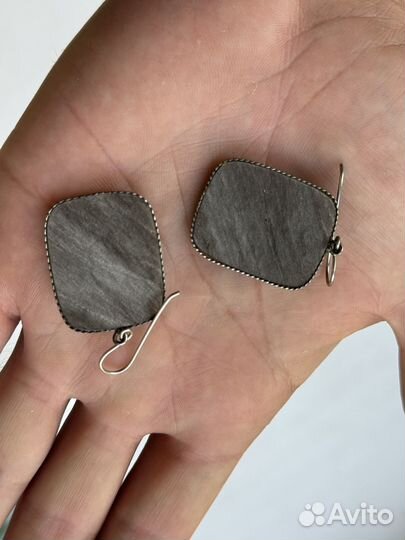 Серьги, кулон, брошь, клипсы из обсидиана