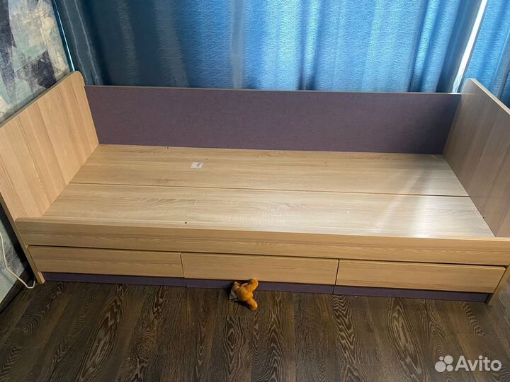 Детская кровать с ящиками