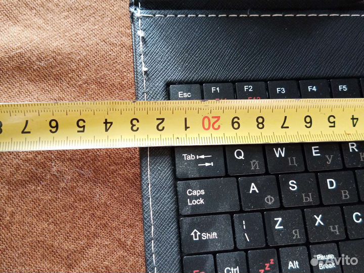 Чехол для планшета с клавиатурой