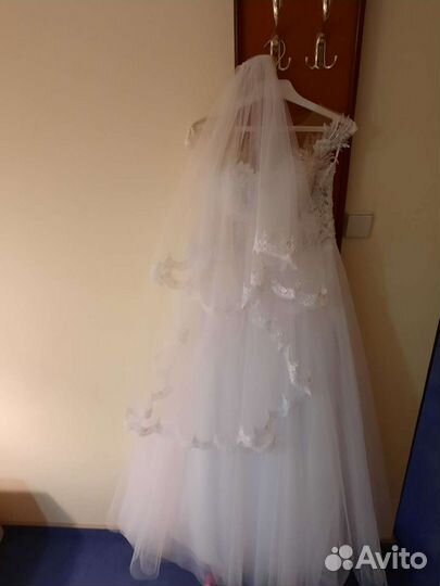 Свадебное платье 42-44