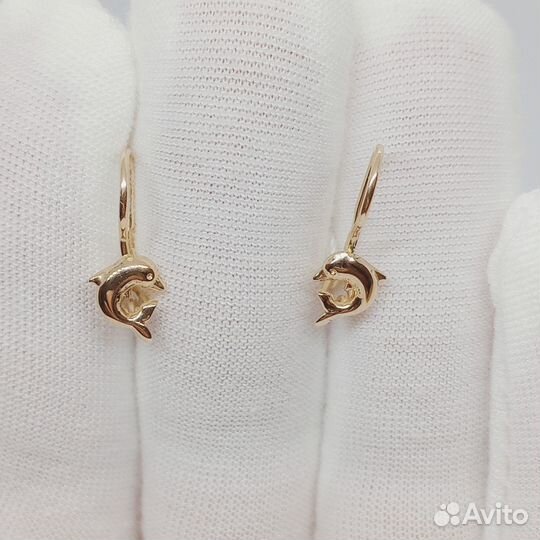 Золотые серьги