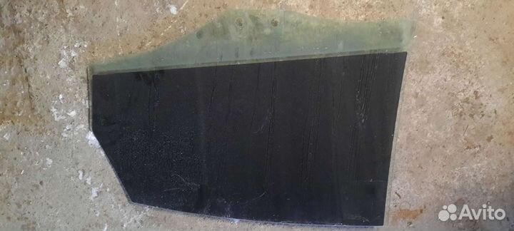Стекло заднее правое audi a6 с6 седан