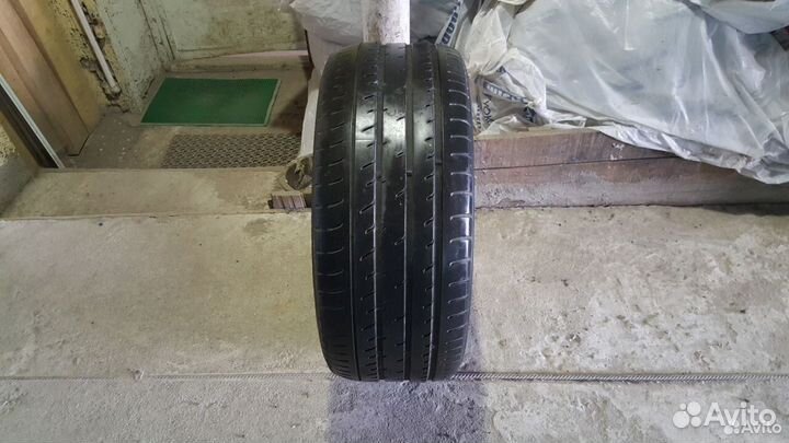 Toyo Proxes T1 Sport 255/45 R18