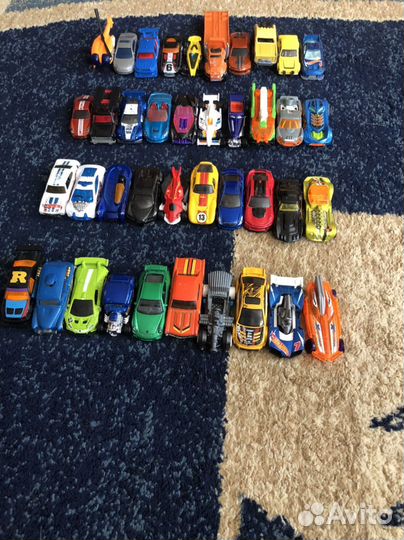 Hot wheels машинки
